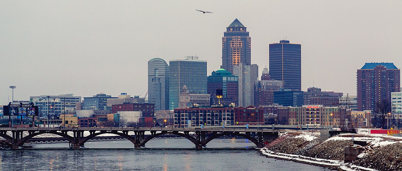 Des Moines