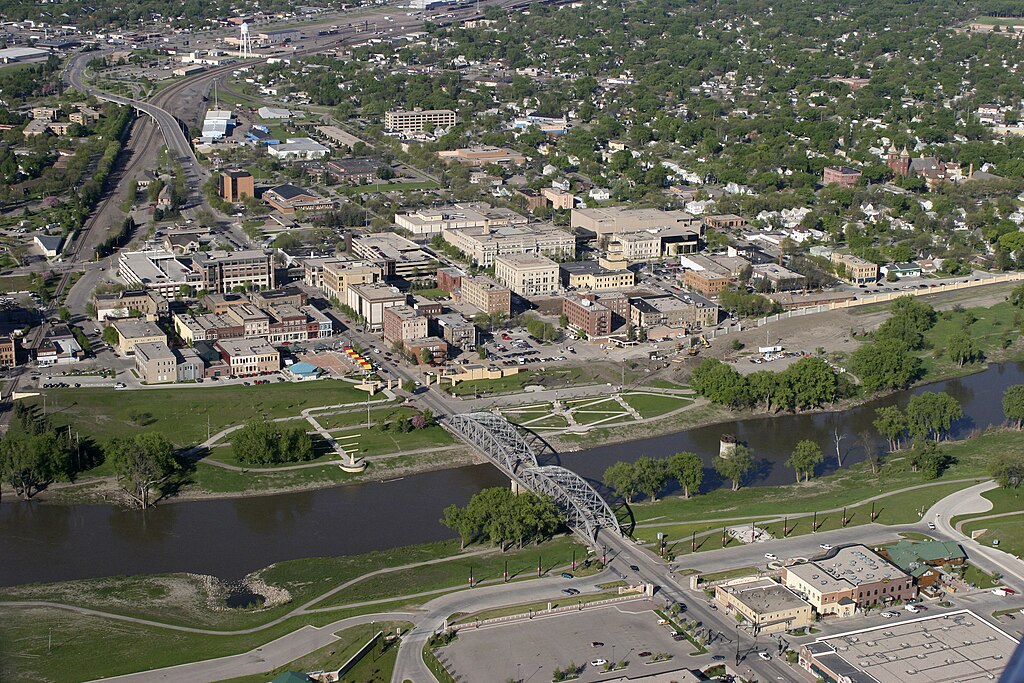 Grand Forks, ND